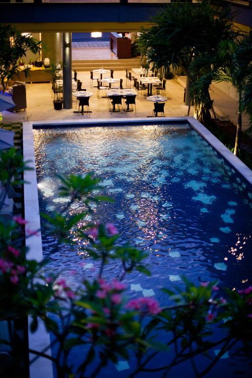 Palloma Hotel Kuta Kuta Lombok Exteriör bild