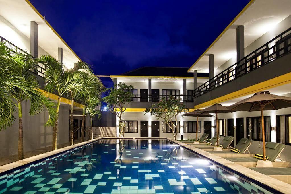 Palloma Hotel Kuta Kuta Lombok Exteriör bild