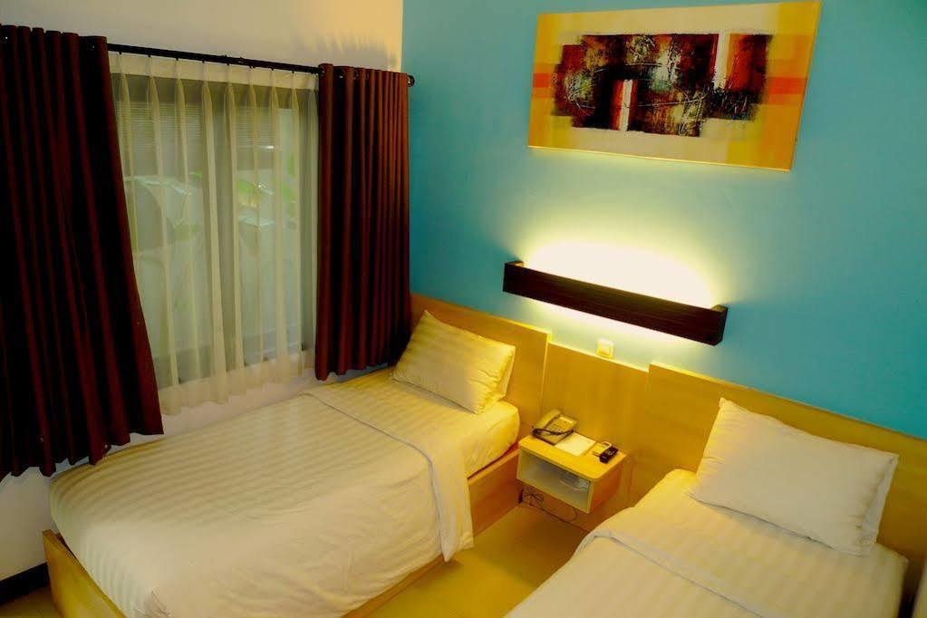 Palloma Hotel Kuta Kuta Lombok Exteriör bild