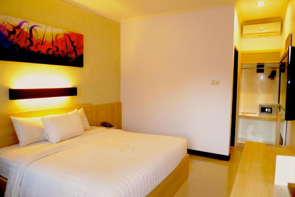 Palloma Hotel Kuta Kuta Lombok Rum bild